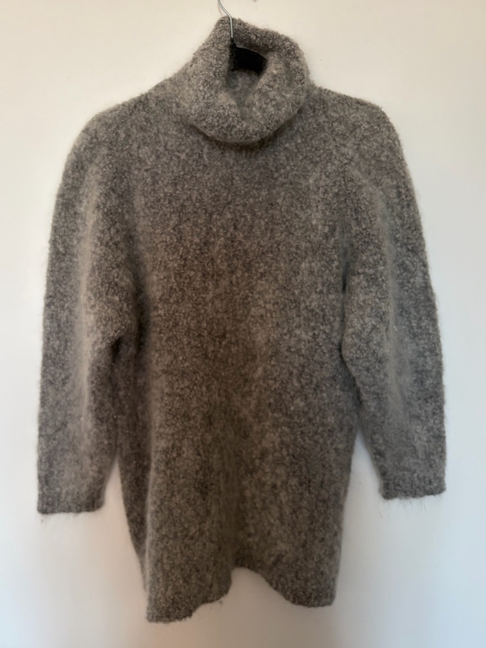 ISHYU Maille Street Wool/Mohair Grey Turtleneck Sweater - Large